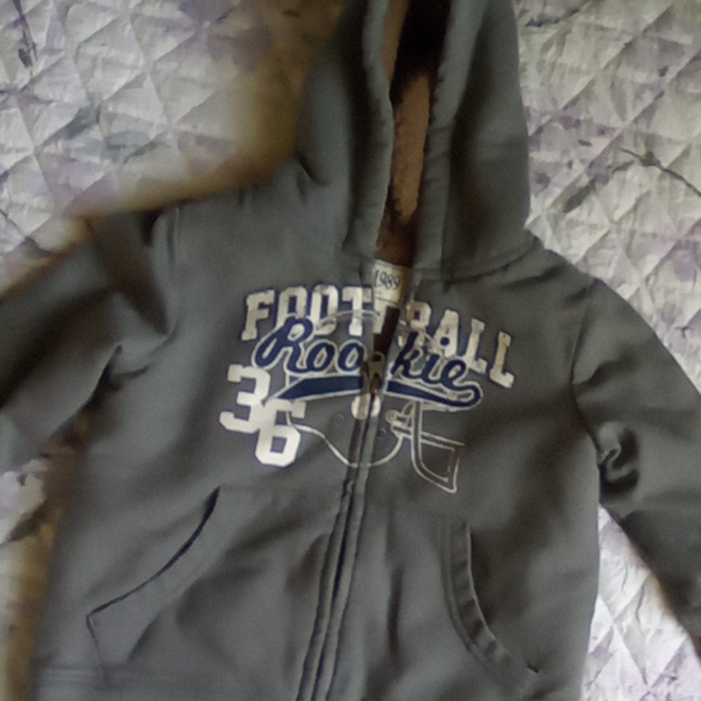 Gray Jacket - Picture 4 of 4